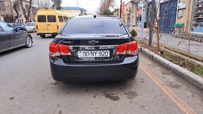 Chevrolet Cruze 2011, 153,000 km - 1.4 l - Qazax