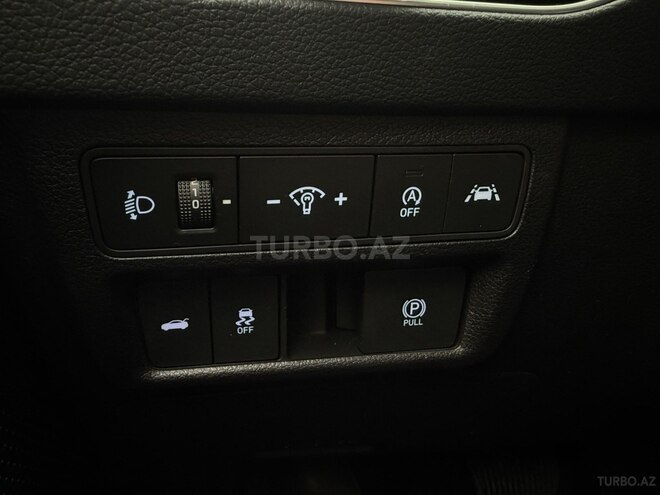 Hyundai Sonata-15