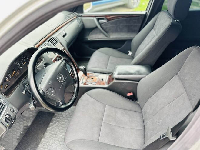Mercedes E 220 d 2000, 310,000 km - 2.2 l - Bakı