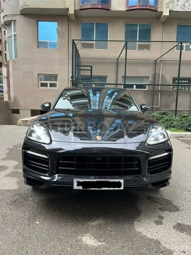 Porsche Cayenne Coupe-3