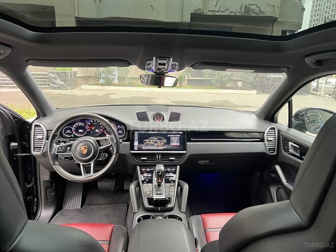 Porsche Cayenne Coupe-13