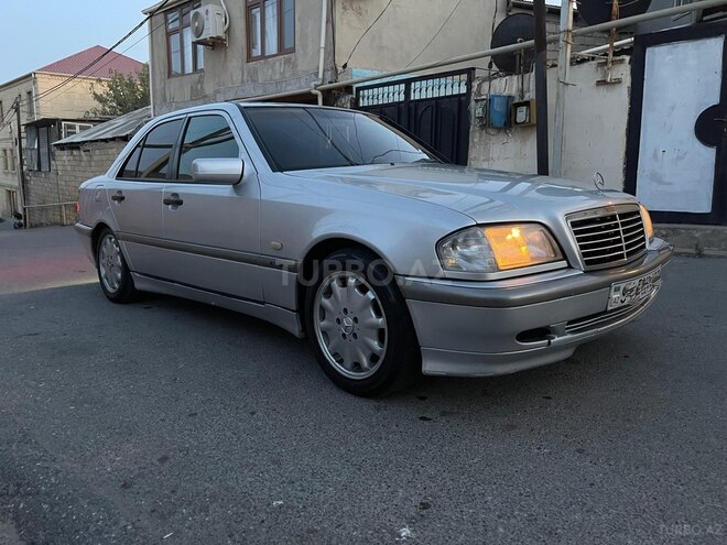 Mercedes C 220 d 1999, 254,300 km - 2.2 л - Bakı
