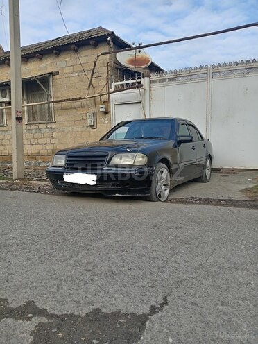 Mercedes C 180 1996, 234,000 km - 1.8 l - Yevlax