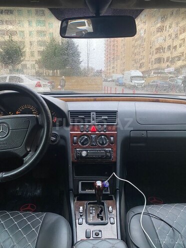 Mercedes C 230 1998, 326,000 km - 2.3 л - Bakı
