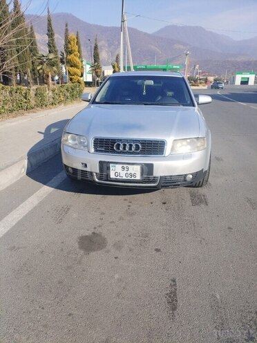 Audi A4 2004, 300,000 km - 1.8 l - Balakən