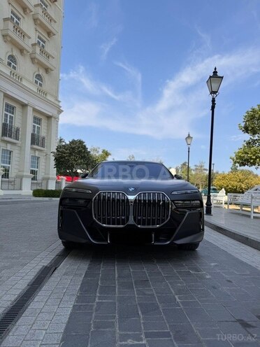 BMW i7 2022, 29,000 km - 0.0 l - Bakı