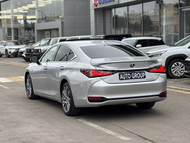 Lexus ES 300h 2021, 26,000 km - 2.5 л - Bakı