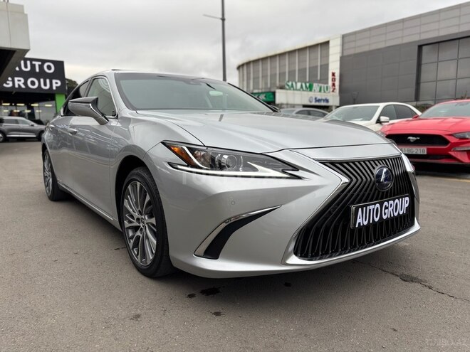 Lexus ES 300h 2021, 26,000 km - 2.5 л - Bakı