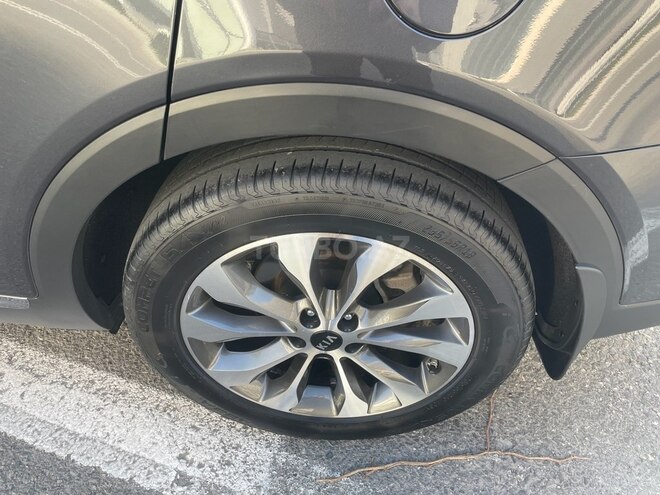 Kia Sorento-10