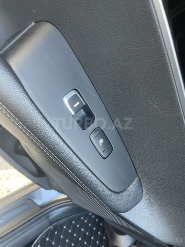 Kia Sorento-14