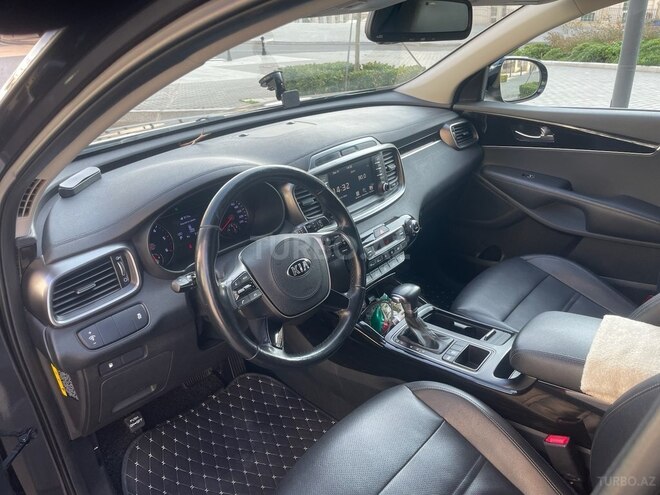 Kia Sorento-17