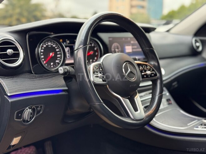 Mercedes E 200-6