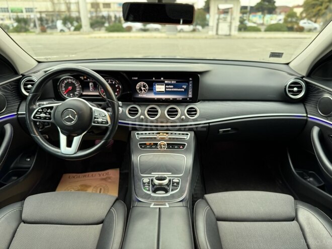 Mercedes E 200-3