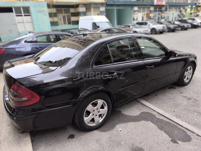Mercedes E 220 d 2005, 393,000 km - 2.2 л - Bakı