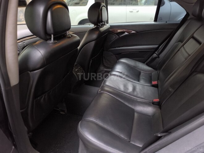 Mercedes E 220 d 2005, 393,000 km - 2.2 л - Bakı