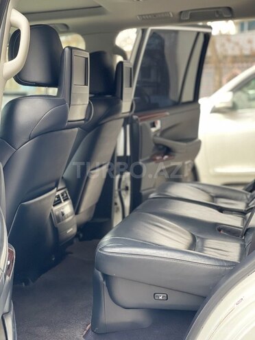 Lexus LX 570-7