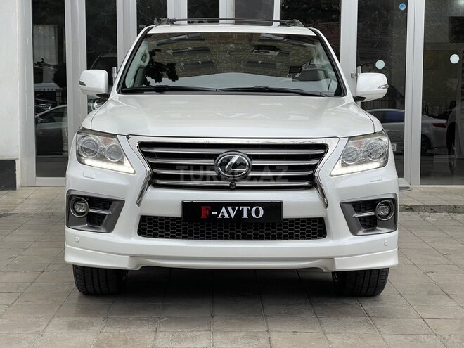 Lexus LX 570-1