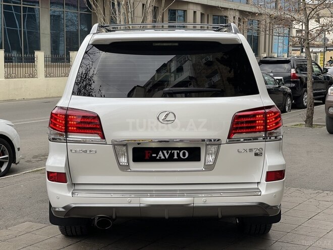 Lexus LX 570-15