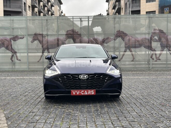 Hyundai Sonata-1