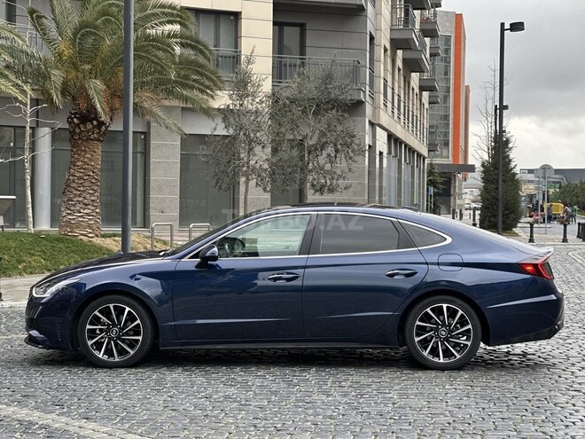 Hyundai Sonata-6