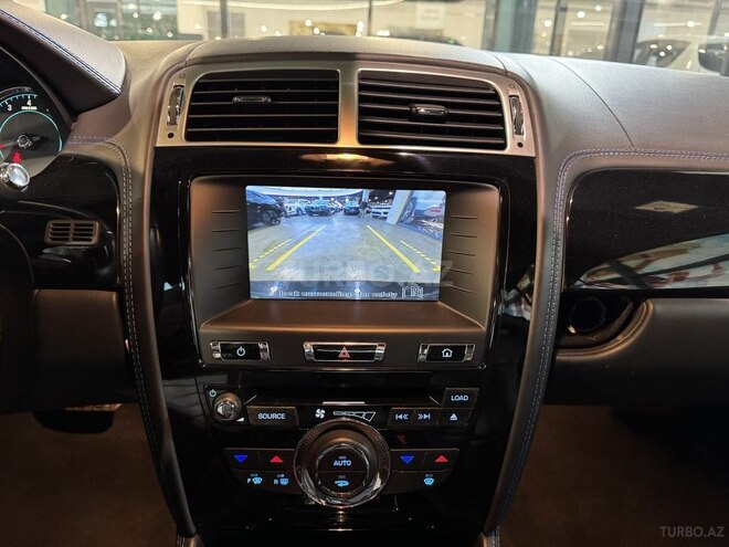 Jaguar  2012, 10,200 km - 5.0 l - Bakı