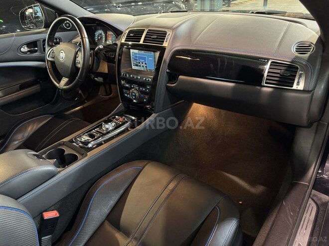 Jaguar  2012, 10,200 km - 5.0 l - Bakı