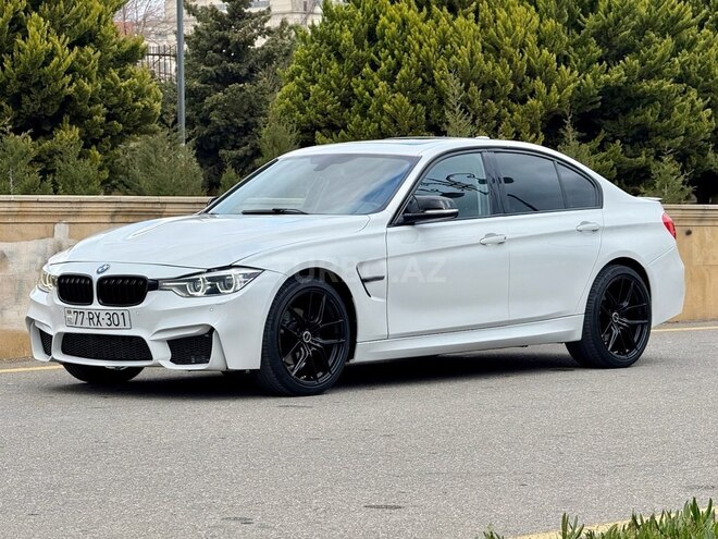 BMW 320-2