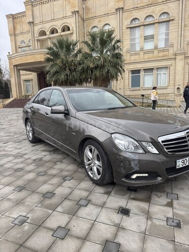 Mercedes E 220 d 2009, 380,000 km - 2.2 l - Bakı