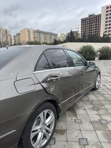 Mercedes E 220 d 2009, 380,000 km - 2.2 l - Bakı