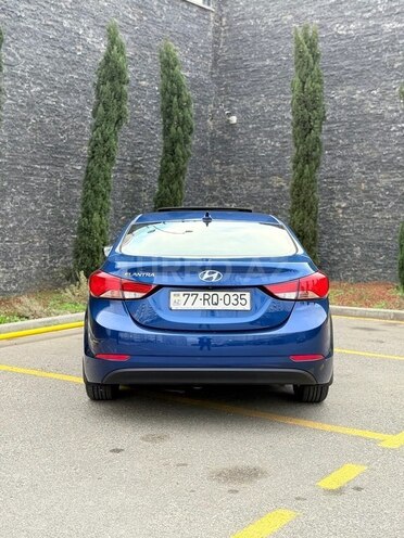 Hyundai Elantra 2015, 240,234 km - 1.8 л - Bakı