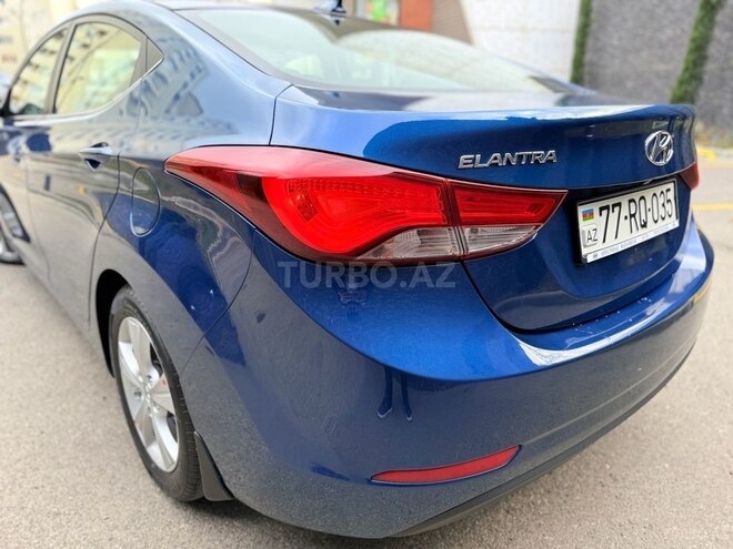 Hyundai Elantra 2015, 240,234 km - 1.8 л - Bakı
