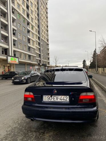 BMW 528 2001, 384,500 km - 2.8 l - Bakı