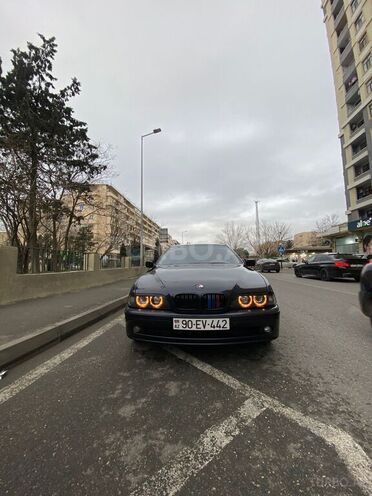 BMW 528 2001, 384,500 km - 2.8 l - Bakı