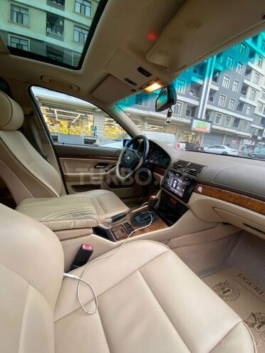 BMW 528 2001, 384,500 km - 2.8 l - Bakı