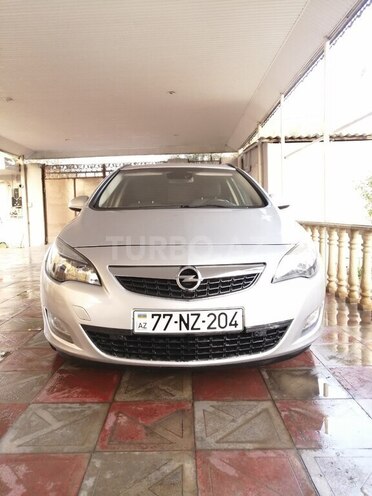 Opel Astra 2012, 351,000 km - 1.3 l - Beyləqan