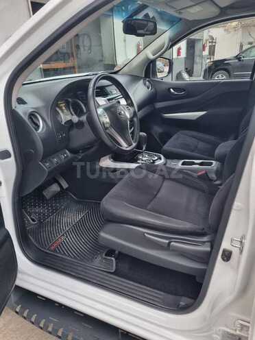 Nissan Navara 2016, 75,000 km - 2.5 l - Bakı