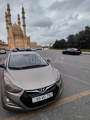 Hyundai Elantra 2013, 305,775 km - 1.8 l - Bakı
