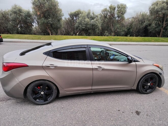 Hyundai Elantra 2013, 305,775 km - 1.8 l - Bakı