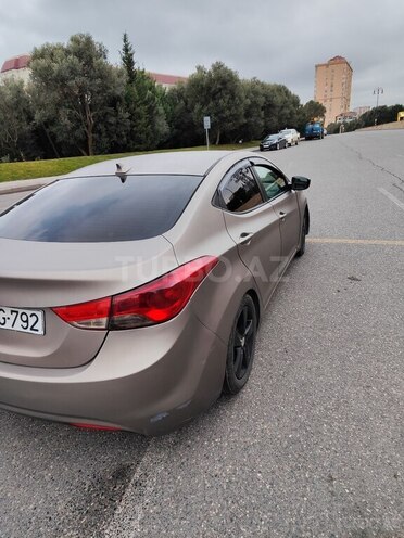 Hyundai Elantra 2013, 305,775 km - 1.8 l - Bakı