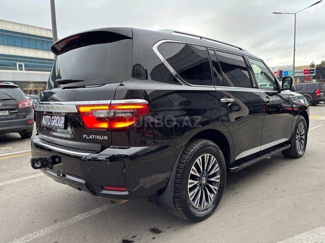 Nissan Patrol 2017, 110,000 km - 5.6 л - Bakı