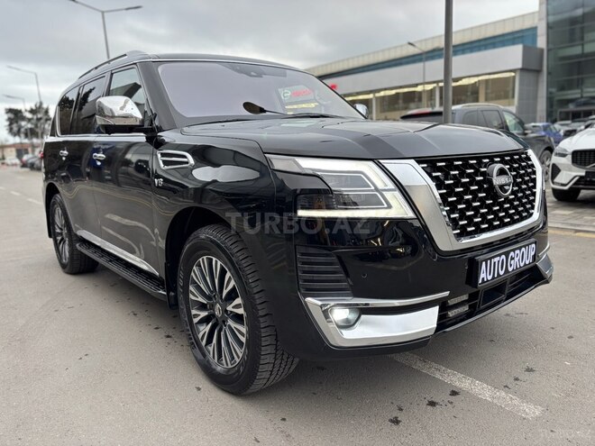 Nissan Patrol 2017, 110,000 km - 5.6 л - Bakı