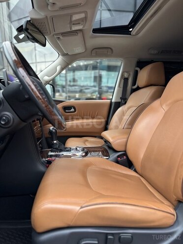 Nissan Patrol 2017, 110,000 km - 5.6 л - Bakı