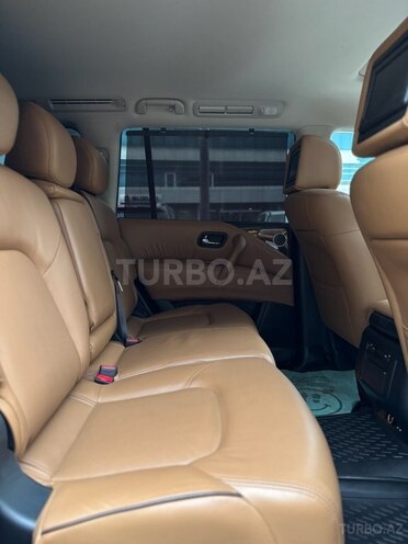 Nissan Patrol 2017, 110,000 km - 5.6 л - Bakı