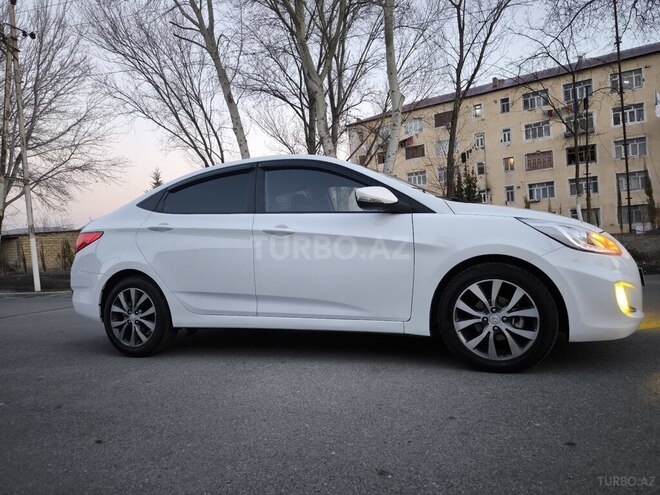 Hyundai Accent 2014, 160,000 km - 1.6 л - Göyçay