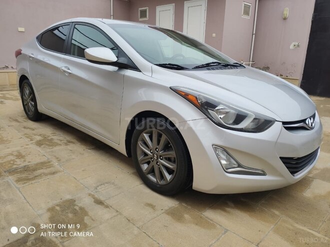 Hyundai Elantra 2015, 142,588 km - 1.8 л - Şirvan