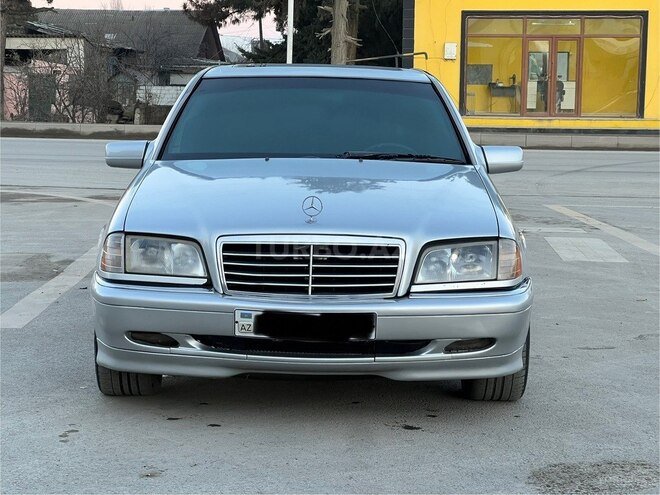 Mercedes C 230 1999, 260,000 km - 2.3 l - Xudat