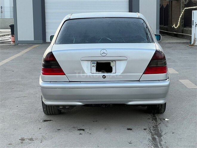 Mercedes C 230 1999, 260,000 km - 2.3 l - Xudat