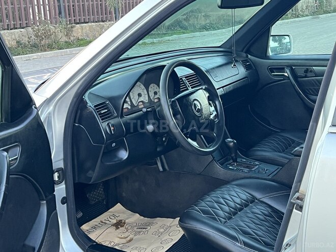Mercedes C 230 1999, 260,000 km - 2.3 l - Xudat