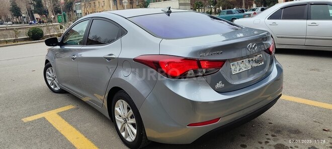 Hyundai Elantra 2016, 96,000 km - 1.8 л - Yevlax