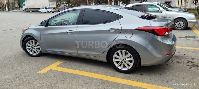 Hyundai Elantra 2016, 96,000 km - 1.8 л - Yevlax